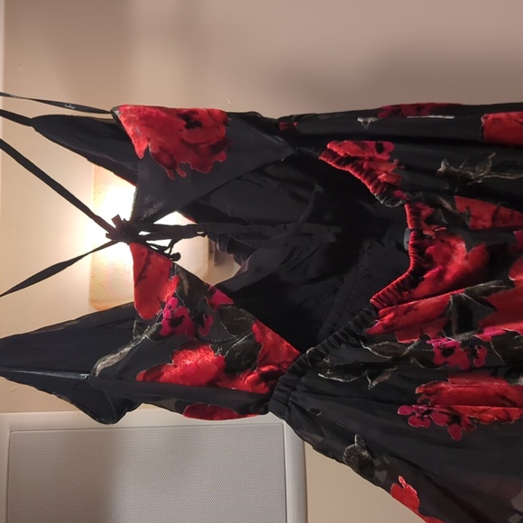 Rose Spaghetti Strap Dress - Picture 3 of 4